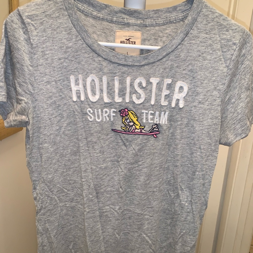 Hollister T-shirt
